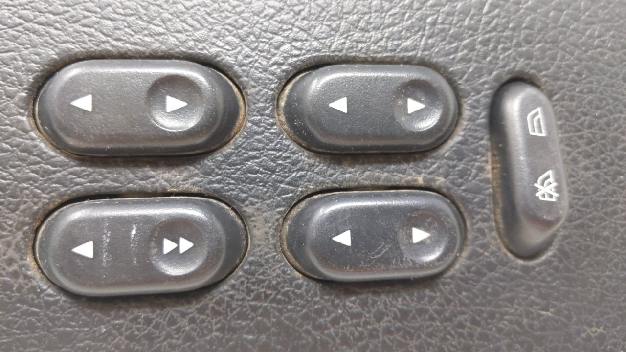 2008 Isuzu Lt Master Power Window Switch Replacement Driver Side Left P/N:5L3T 14B133 Fits OEM Used Auto Parts - Oemusedauto