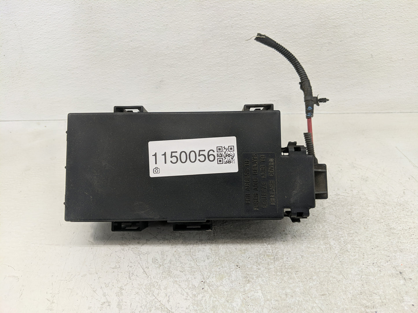 2008-2008 Jeep Commander Fusebox Fuse Box Relay Module Tipm - Oemusedautoparts1.com
