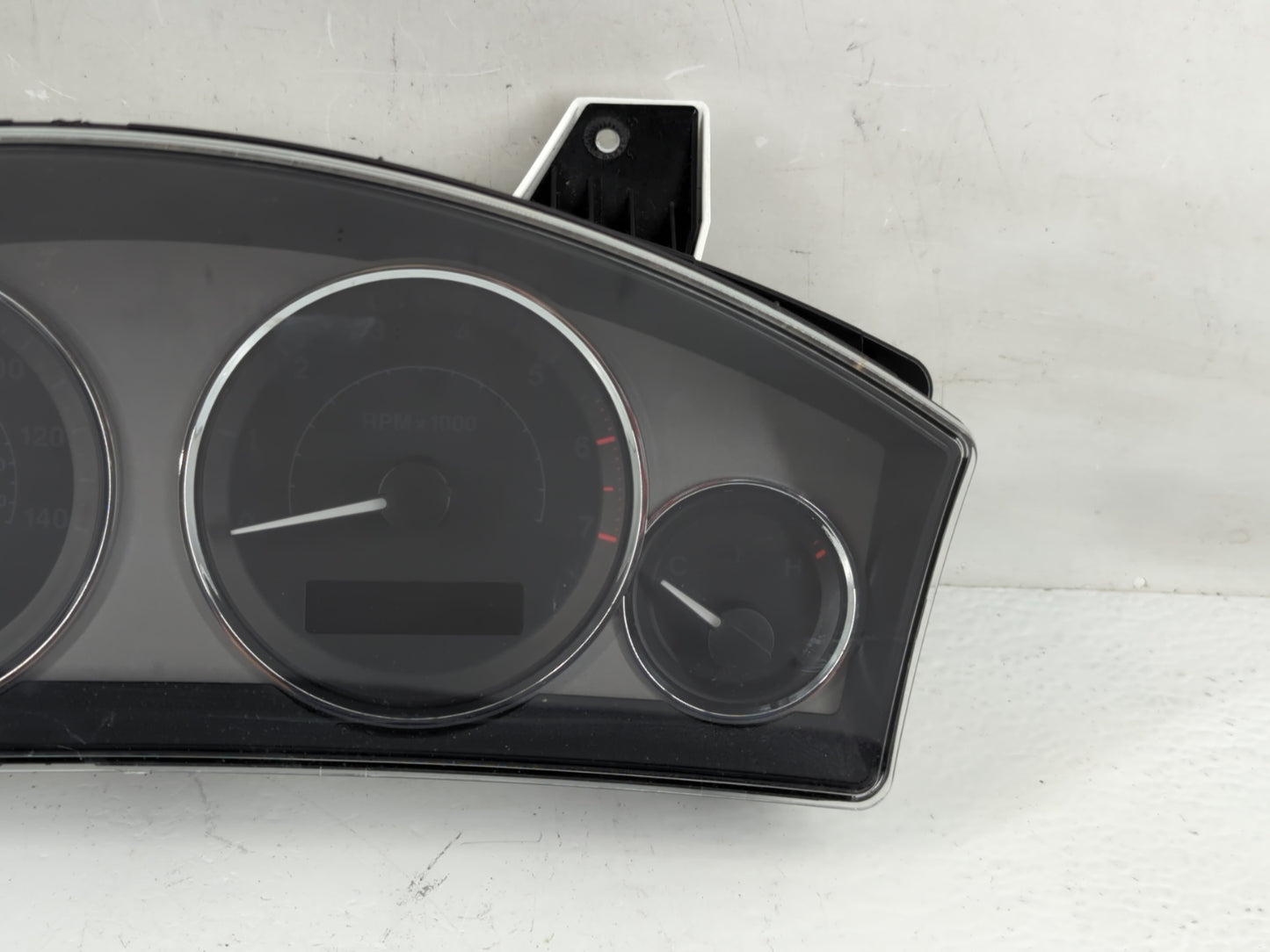 2008 Jeep Commander Instrument Cluster Speedometer Gauges P/N:CR-0038-001-M0-CG 05172417AG Fits OEM Used Auto Parts - Oemuse