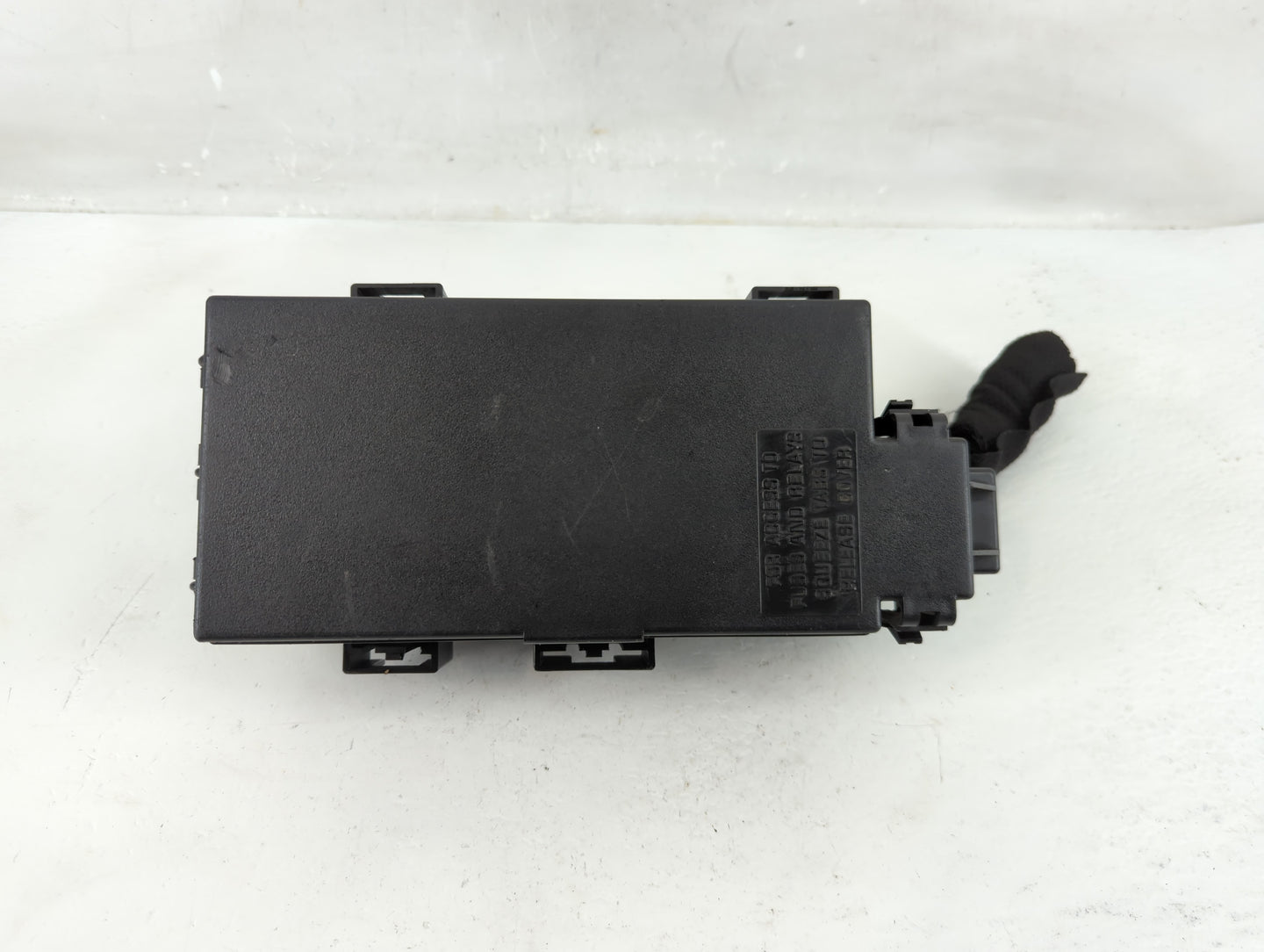 2008 Jeep Commander Fusebox Fuse Box Panel Relay Module P/N:56048417AH Fits OEM Used Auto Parts - Oemusedautoparts1.com