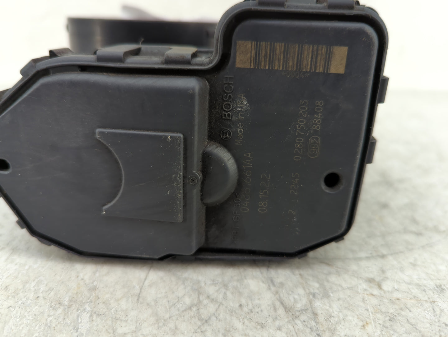 2007-2010 Jeep Commander Throttle Body P/N:04861661AA Fits Fits 2007 2008 2009 2010 2011 2012 OEM Used Auto Parts - Oemuseda