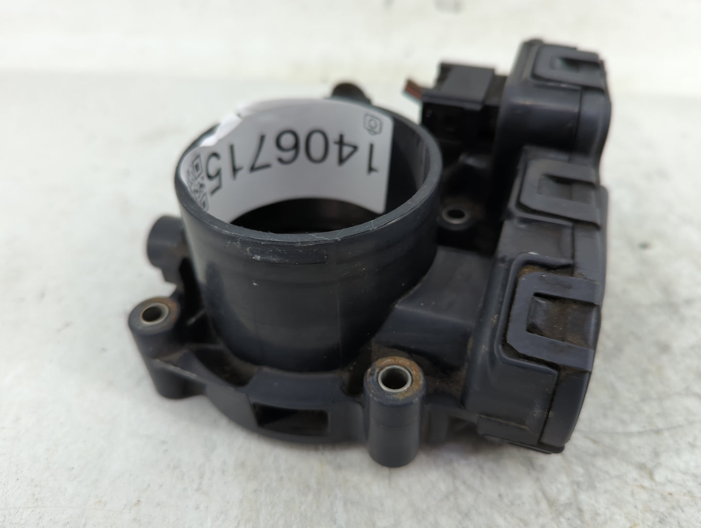2007-2010 Jeep Commander Throttle Body P/N:04861661AA Fits Fits 2007 2008 2009 2010 2011 2012 OEM Used Auto Parts - Oemuseda