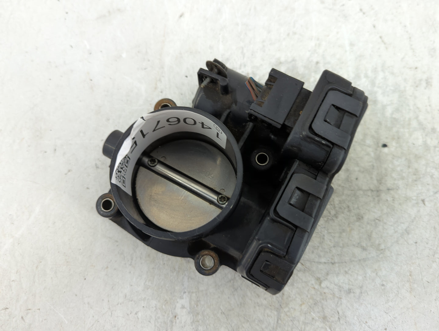 2007-2010 Jeep Commander Throttle Body P/N:04861661AA Fits Fits 2007 2008 2009 2010 2011 2012 OEM Used Auto Parts - Oemuseda