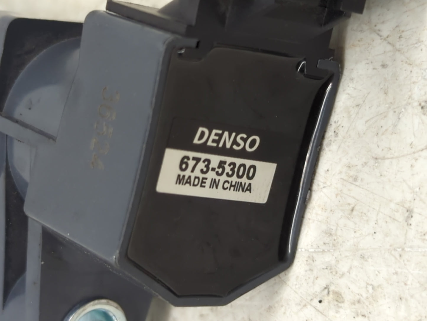 2008-2009 Jeep Commander Ignition Coil Igniter Pack - Oemusedautoparts1.com