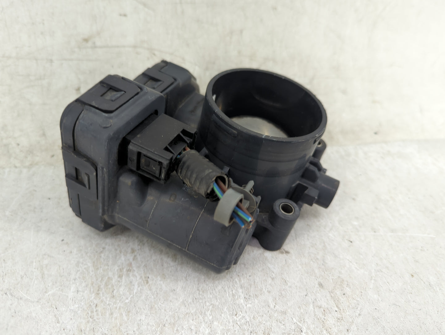 2007-2010 Jeep Commander Throttle Body P/N:04861661AA 0280750153, 0280750149 Fits Fits 2007 2008 2009 2010 2011 2012 OEM Use