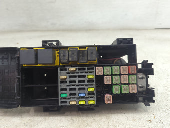 compare product 2008 Jeep Commander Fusebox Fuse Box Panel Relay Module P/N:P91305287 Fits OEM Used Auto Parts