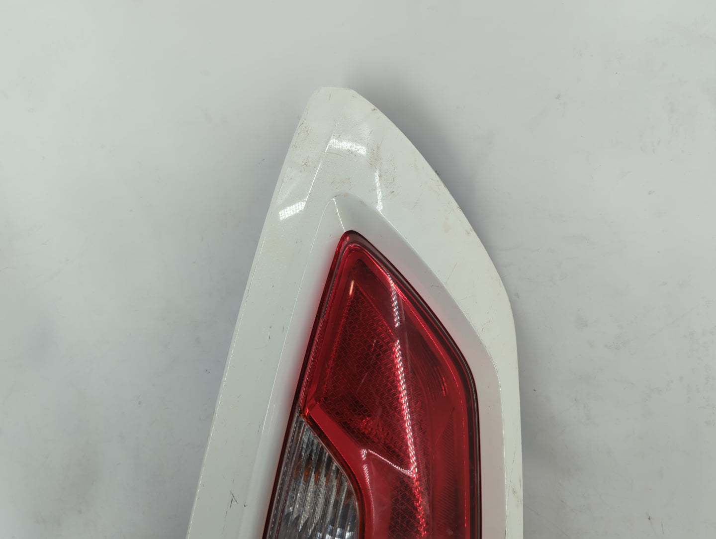 2006-2010 Jeep Commander Tail Light Assembly Driver Left OEM P/N:55396458AD 55396459AE Fits Fits 2006 2007 2008 2009 2010 OE