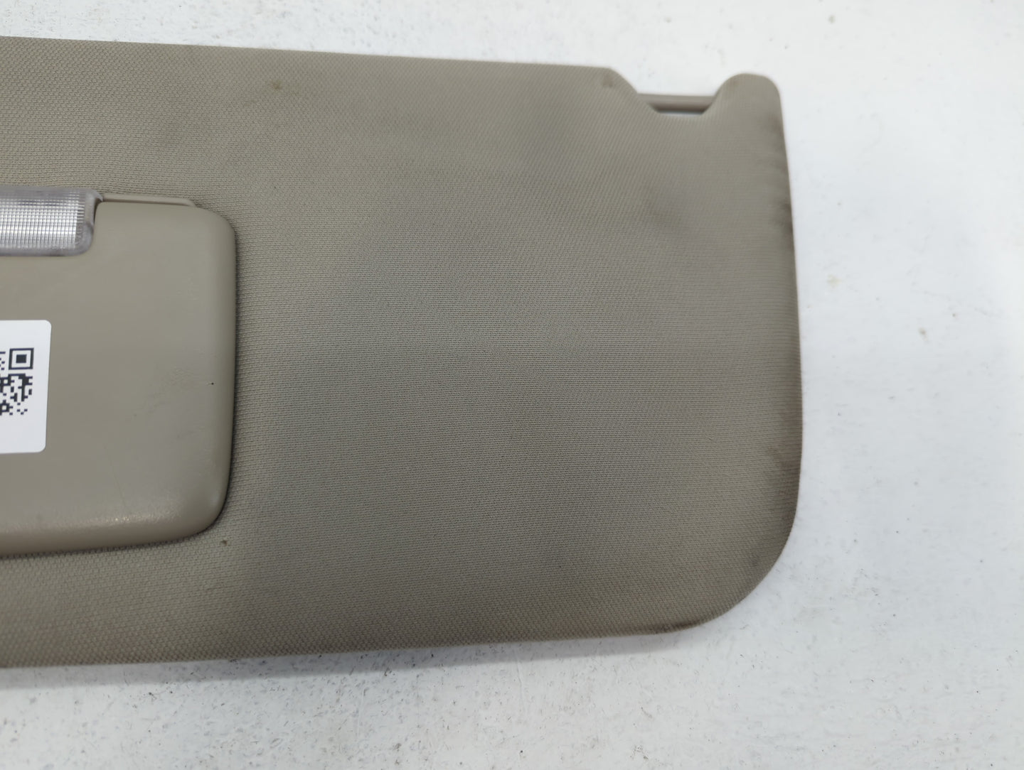 2006-2010 Jeep Commander Sun Visor Shade Replacement Driver Left Mirror Fits Fits 2006 2007 2008 2009 2010 OEM Used Auto Par
