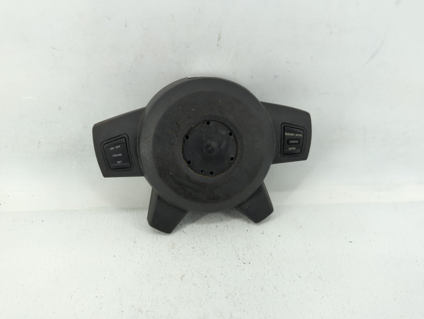 2008 Jeep Commander Air Bag Driver Left Steering Wheel Mounted P/N:P5JY991DVAF Fits OEM Used Auto Parts - Oemusedautoparts1.