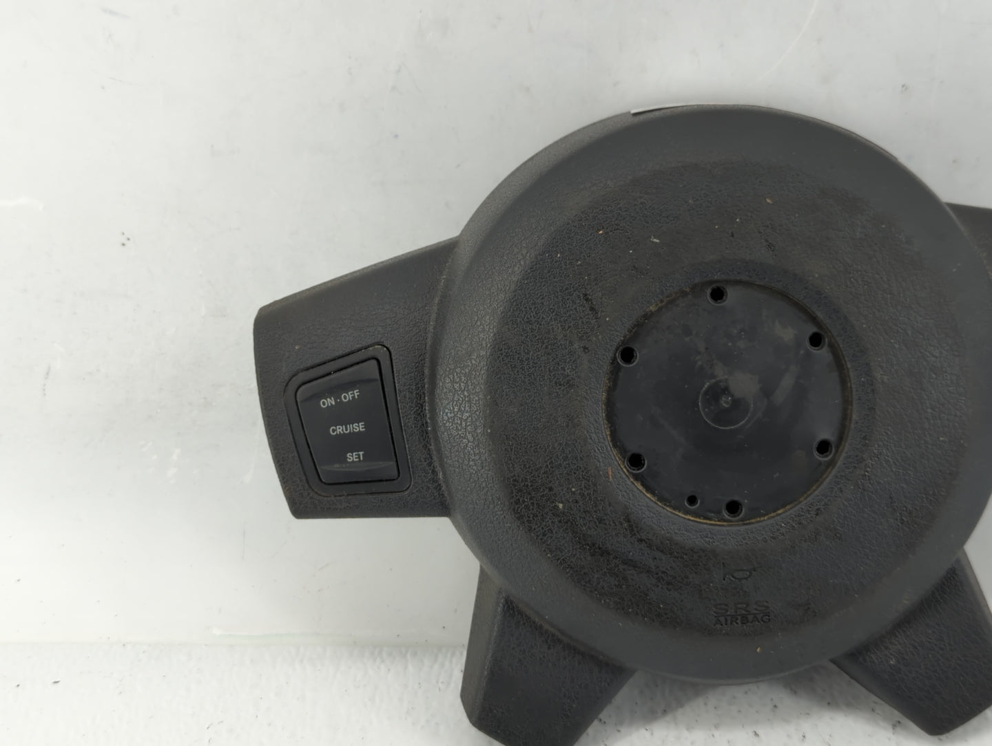 2008 Jeep Commander Air Bag Driver Left Steering Wheel Mounted P/N:P5JY991DVAF Fits OEM Used Auto Parts - Oemusedautoparts1.