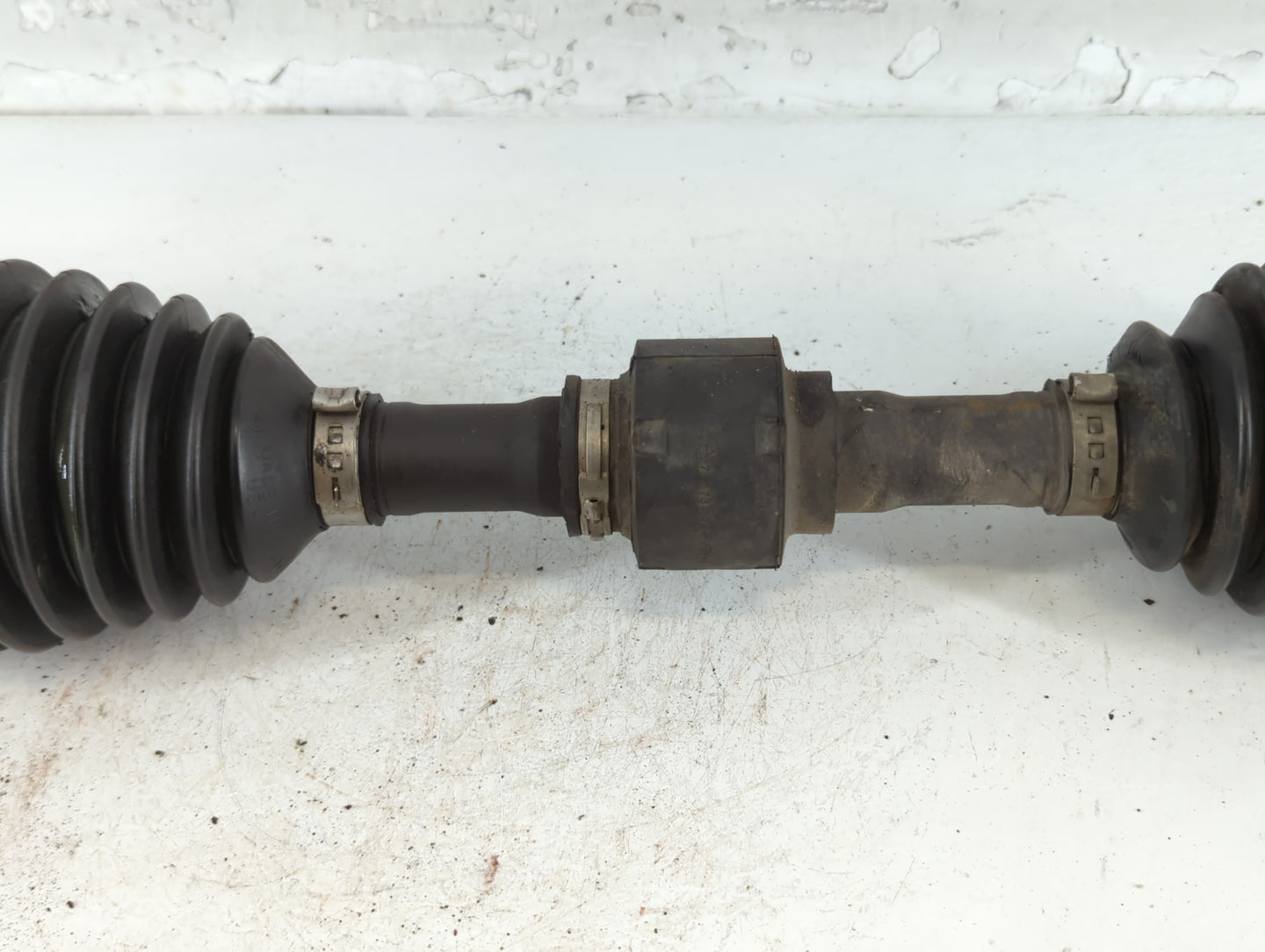 2007-2017 Jeep Compass Axle Shaft Front Driver Cv C/v - Oemusedautoparts1.com