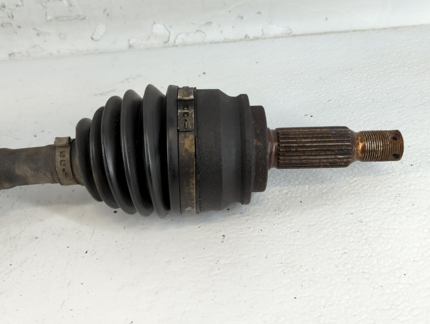 2007-2017 Jeep Compass Axle Shaft Front Driver Cv C/v - Oemusedautoparts1.com