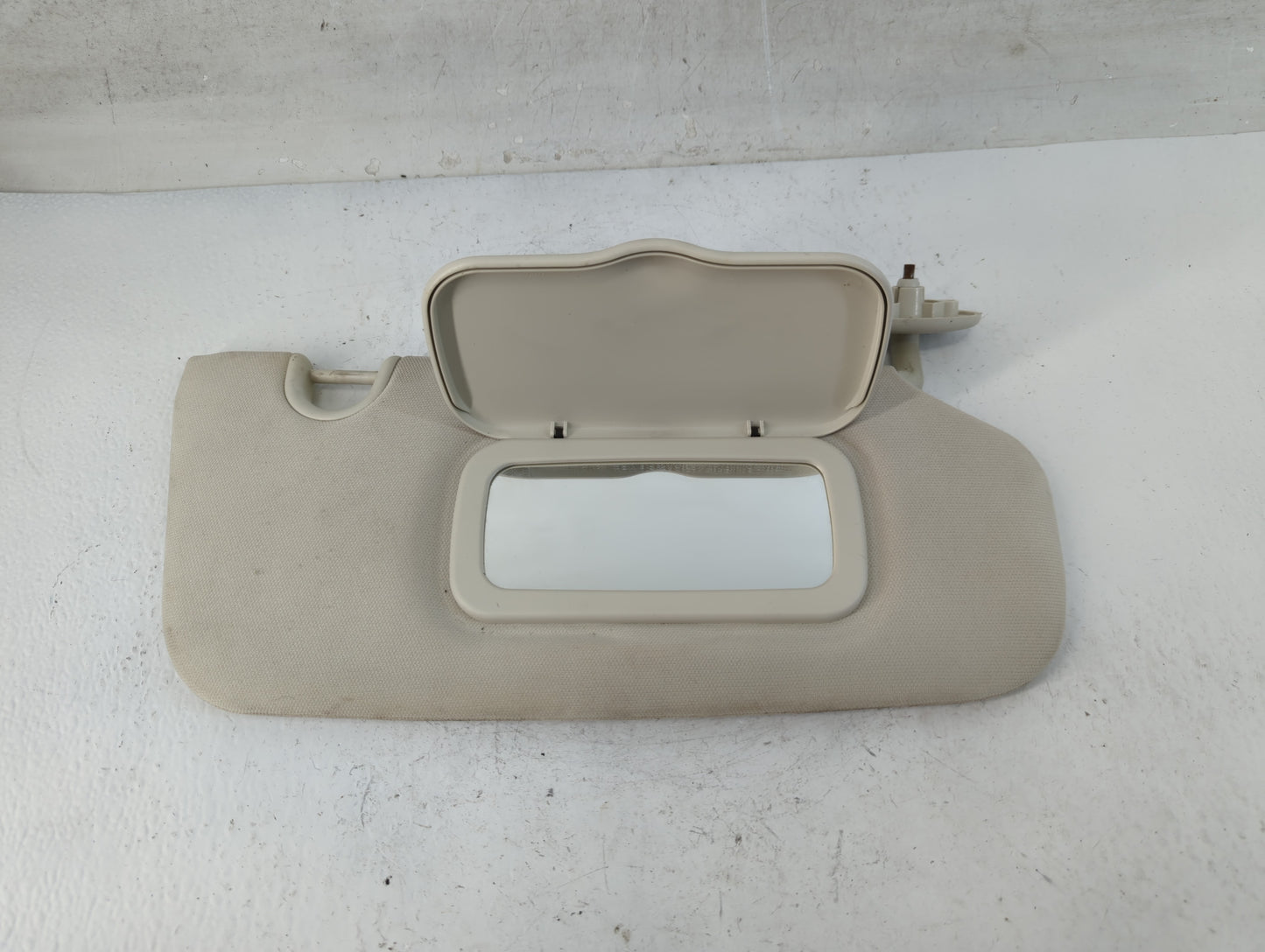 2007-2009 Jeep Compass Sun Visor Shade Replacement Passenger Right Mirror Fits Fits 2007 2008 2009 OEM Used Auto Parts - Oem