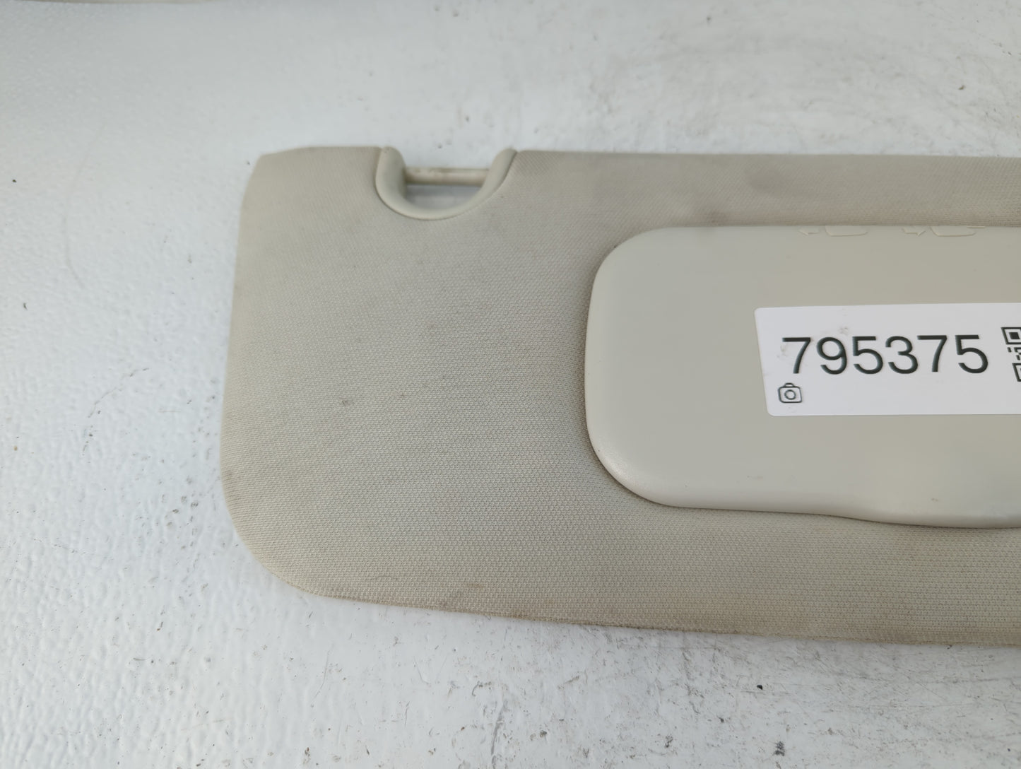 2007-2009 Jeep Compass Sun Visor Shade Replacement Passenger Right Mirror Fits Fits 2007 2008 2009 OEM Used Auto Parts - Oem
