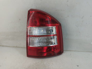 2007-2010 Jeep Compass Tail Light Assembly Passenger Right OEM Fits Fits 2007 2008 2009 2010 OEM Used Auto Parts - Oemusedau