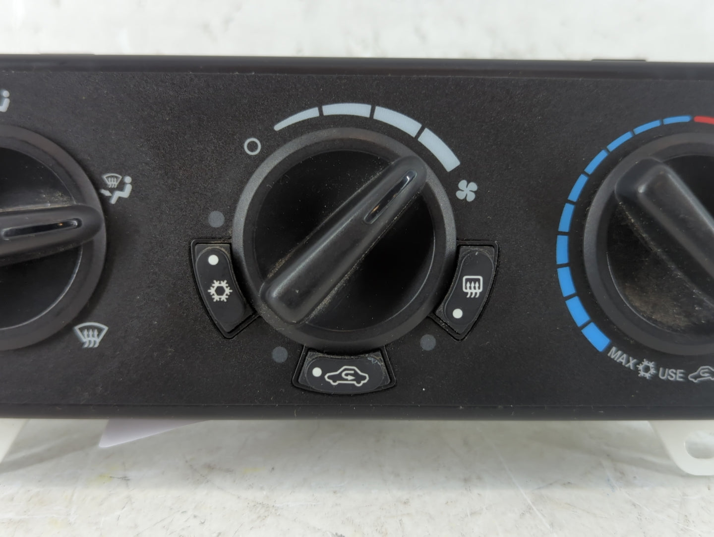 2007-2009 Jeep Compass Climate Control Module Temperature AC/Heater Replacement Fits Fits 2007 2008 2009 OEM Used Auto Parts