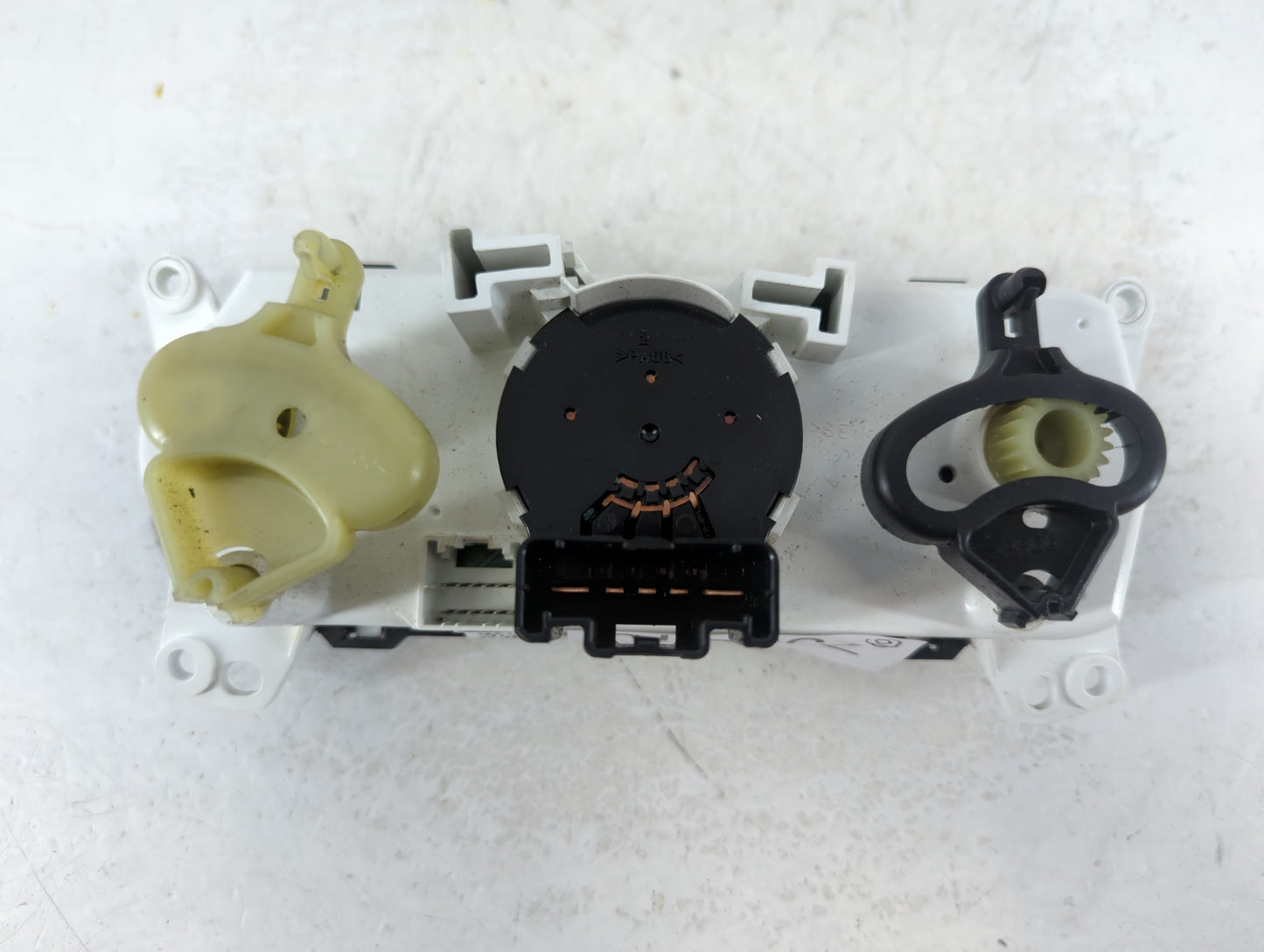 2007-2009 Jeep Compass Climate Control Module Temperature AC/Heater Replacement Fits Fits 2007 2008 2009 OEM Used Auto Parts