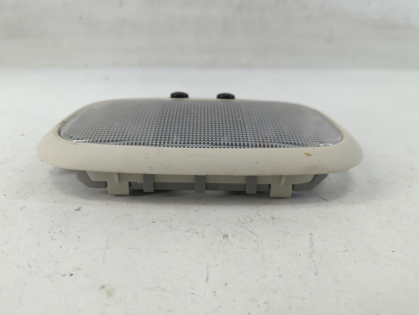 2007-2008 Jeep Compass Overhead Roof Console Interior Dome Light - Oemusedautoparts1.com