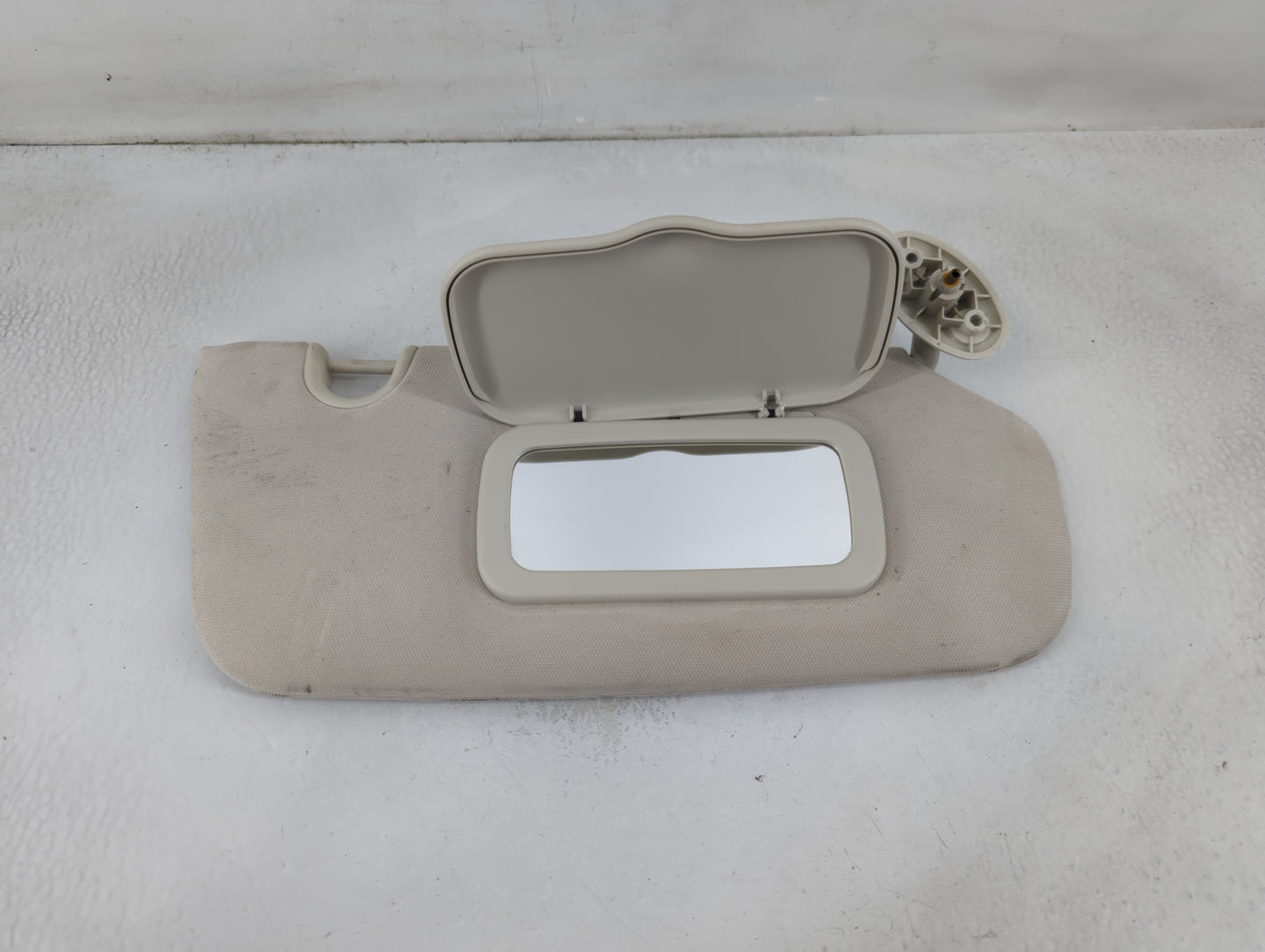 2007-2009 Jeep Compass Sun Visor Shade Replacement Passenger Right Mirror Fits Fits 2007 2008 2009 OEM Used Auto Parts - Oem