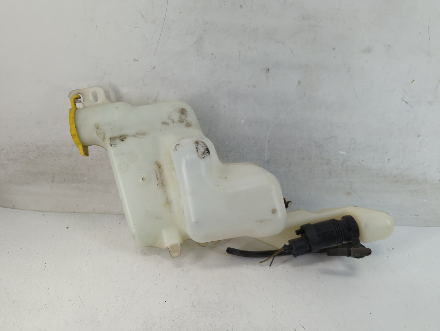 Jeep Compass Windshield Washer Fluid Reservoir Bottle Oem - Oemusedautoparts1.com