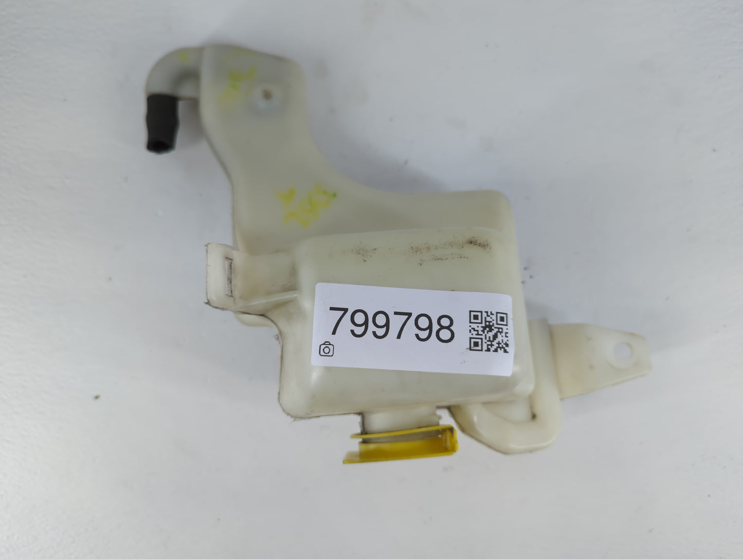 Jeep Compass Radiator Coolant Overflow Expansion Tank Bottle - Oemusedautoparts1.com