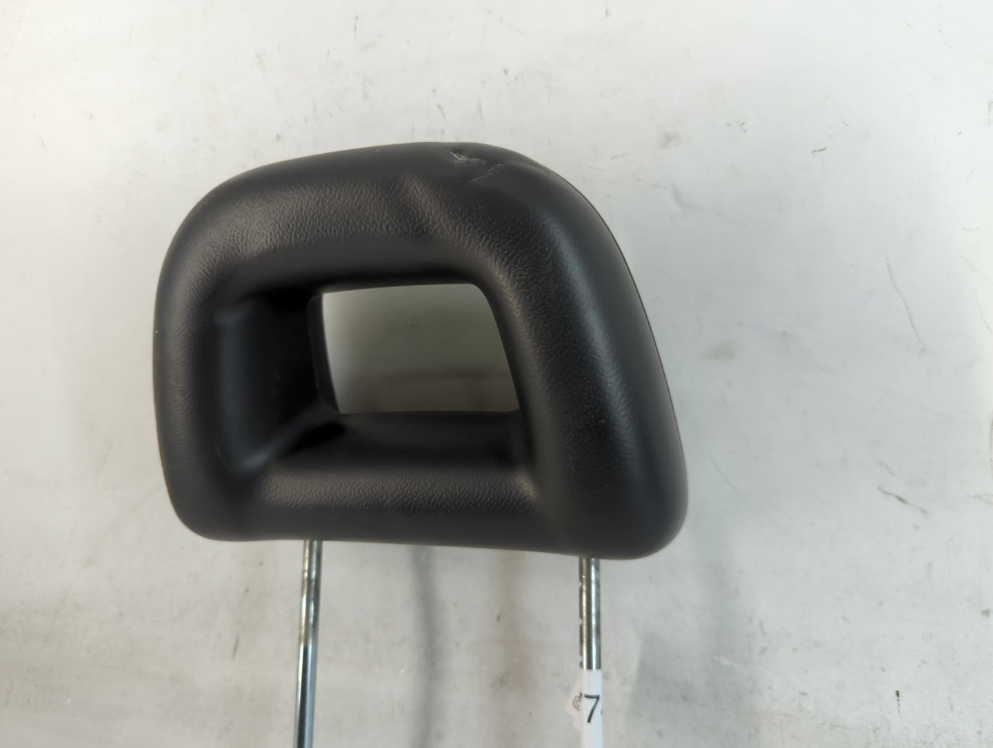 2008 Jeep Compass Headrest Head Rest Front Driver Passenger Seat Fits OEM Used Auto Parts - Oemusedautoparts1.com