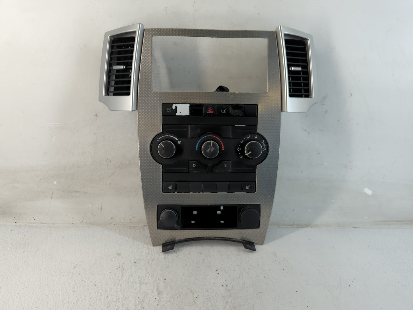 2007-2010 Jeep Grand Cherokee Climate Control Module Temperature AC/Heater Replacement P/N:P55037979AA Fits OEM Used Auto Pa