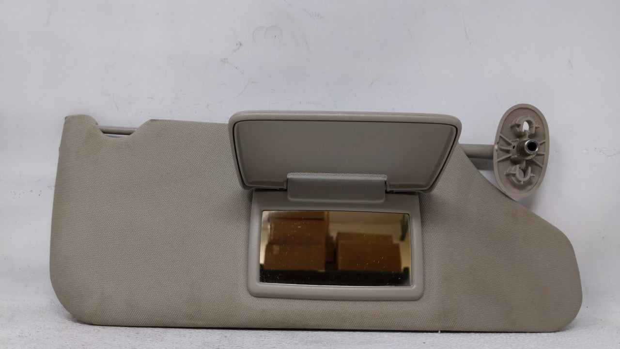 2005-2010 Jeep Grand Cherokee Sun Visor Shade Replacement Passenger Right Mirror Fits Fits 2005 2006 2007 2008 2009 2010 OEM