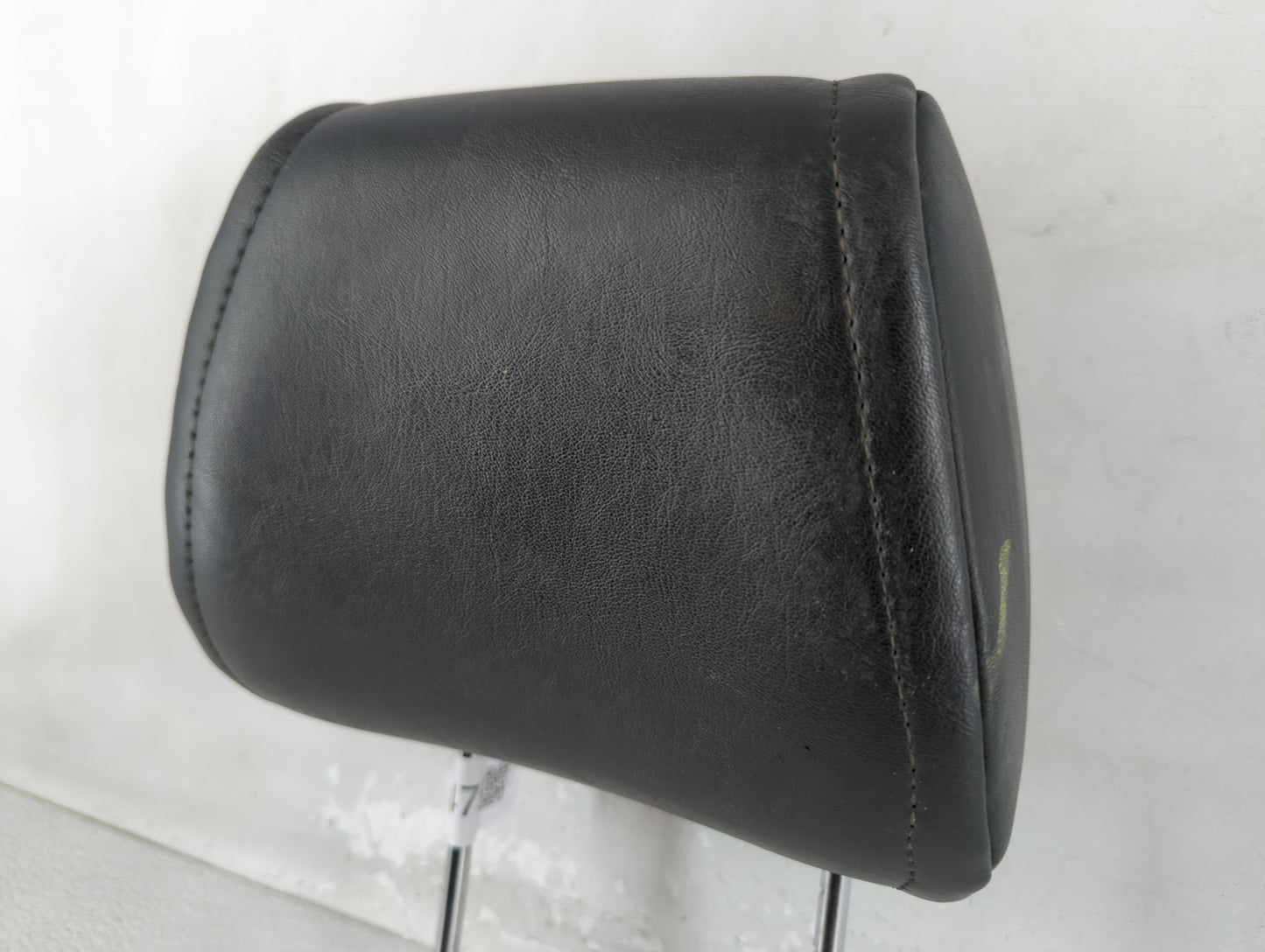 2005-2010 Jeep Grand Cherokee Headrest Head Rest Front Driver Passenger Seat Fits Fits 2005 2006 2007 2008 2009 2010 OEM Use