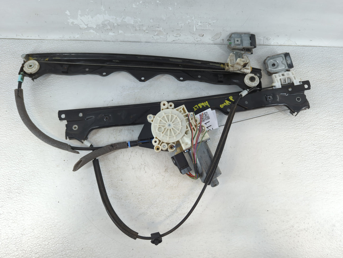2006-2010 Jeep Grand Cherokee Driver Left Front Window Regulator - Oemusedautoparts1.com