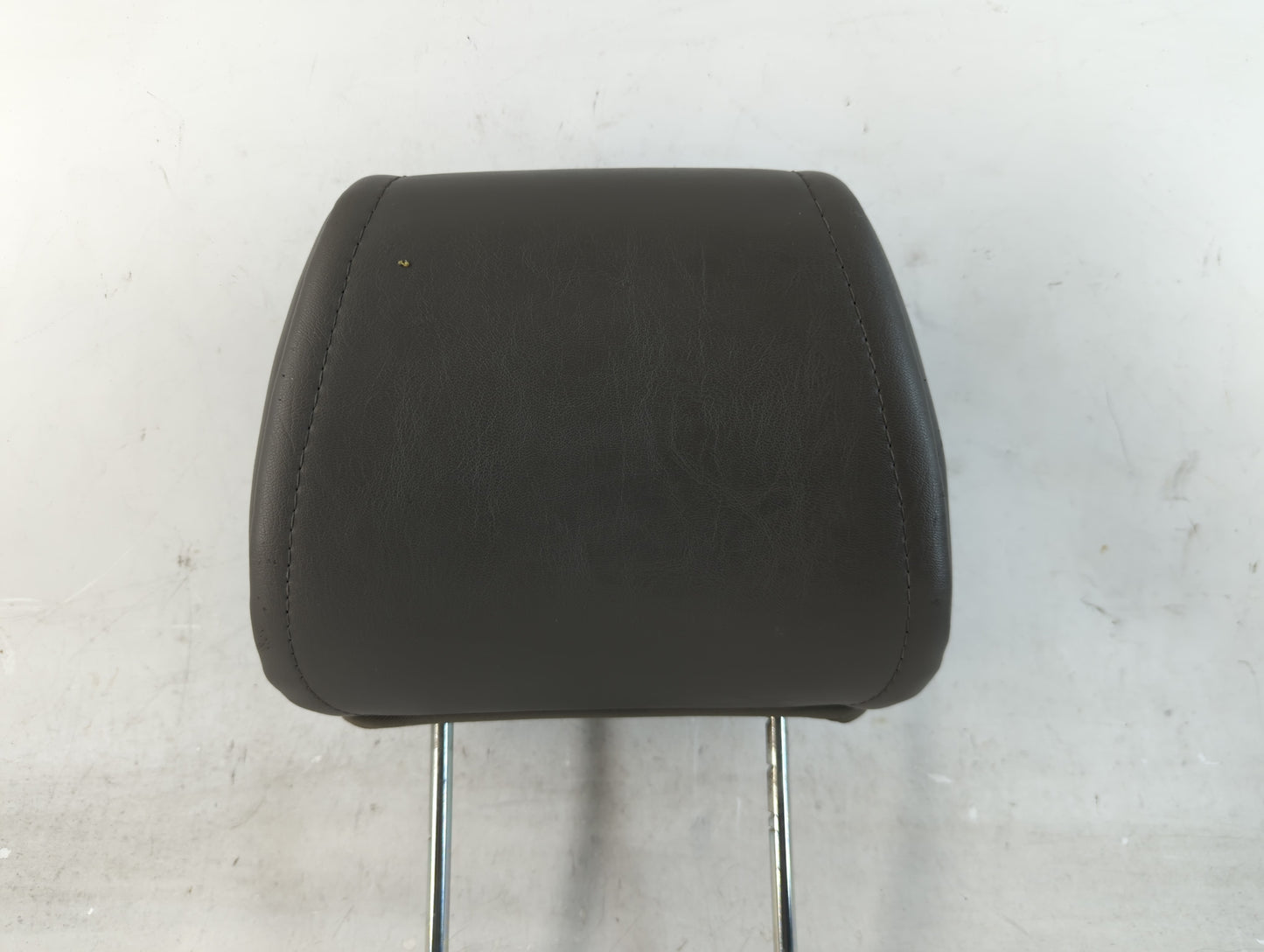 2008 Jeep Grand Cherokee Headrest Head Rest Front Driver Passenger Seat Fits OEM Used Auto Parts - Oemusedautoparts1.com