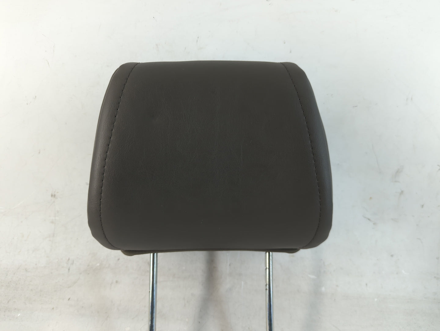 2008 Jeep Grand Cherokee Headrest Head Rest Front Driver Passenger Seat Fits OEM Used Auto Parts - Oemusedautoparts1.com