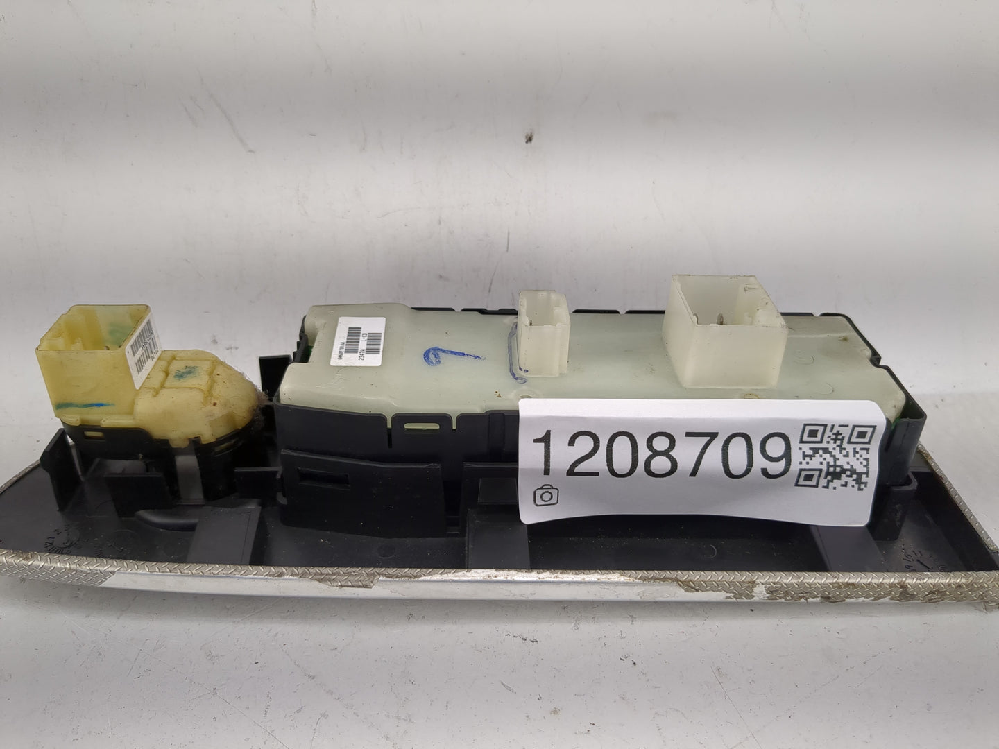 2006-2010 Jeep Grand Cherokee Master Power Window Switch Replacement Driver Side Left P/N:X85010500OA Fits OEM Used Auto Par