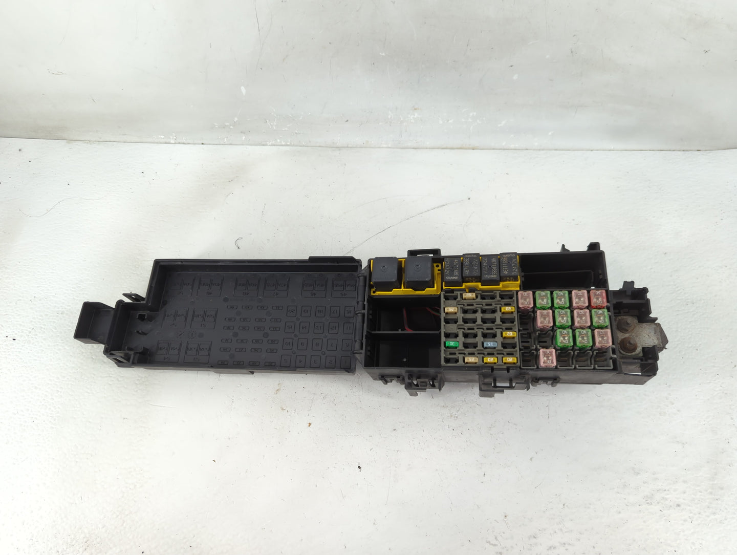 2008 Jeep Grand Cherokee Fusebox Fuse Box Panel Relay Module P/N:56048399AG Fits OEM Used Auto Parts - Oemusedautoparts1.com