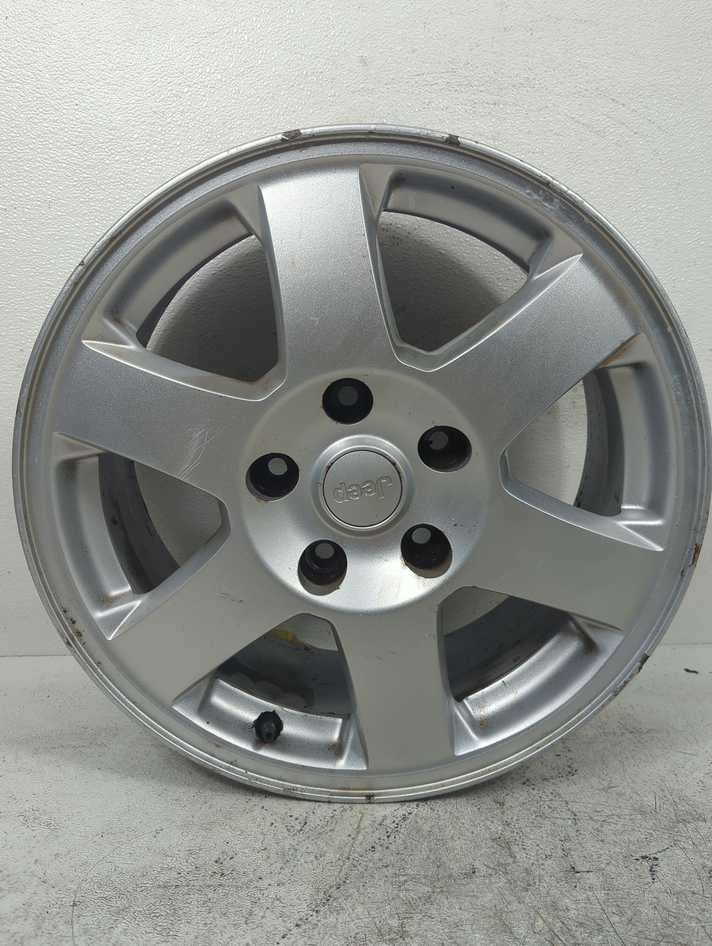 2008 Jeep Grand Cherokee Oem Wheel Rim 1397391 - Oemusedautoparts1.com