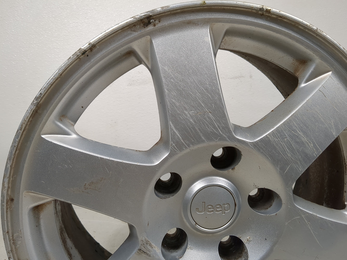 2008 Jeep Grand Cherokee Oem Wheel Rim - Oemusedautoparts1.com