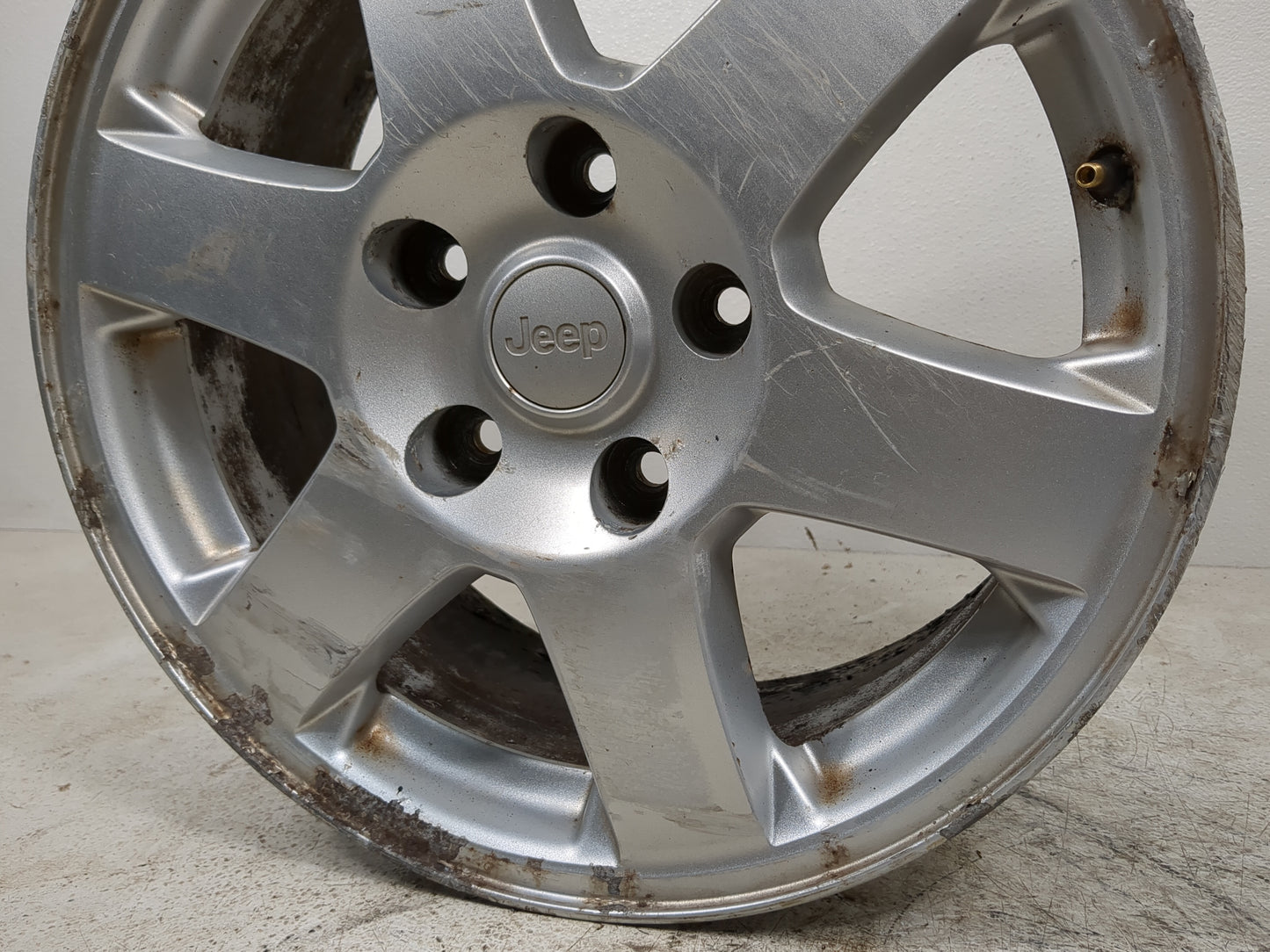 2008 Jeep Grand Cherokee Oem Wheel Rim - Oemusedautoparts1.com