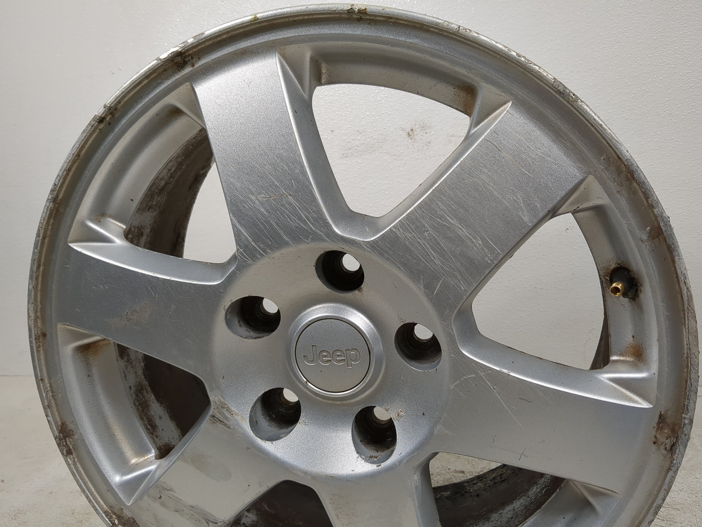 2008 Jeep Grand Cherokee Oem Wheel Rim - Oemusedautoparts1.com