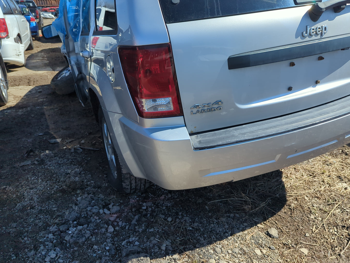 2005-2010 Jeep Grand Cherokee Rear Bumper Assembly Oem - Oemusedautoparts1.com