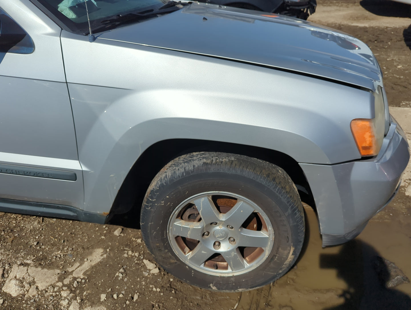 2005-2010 Jeep Grand Cherokee Hood Oem - Oemusedautoparts1.com