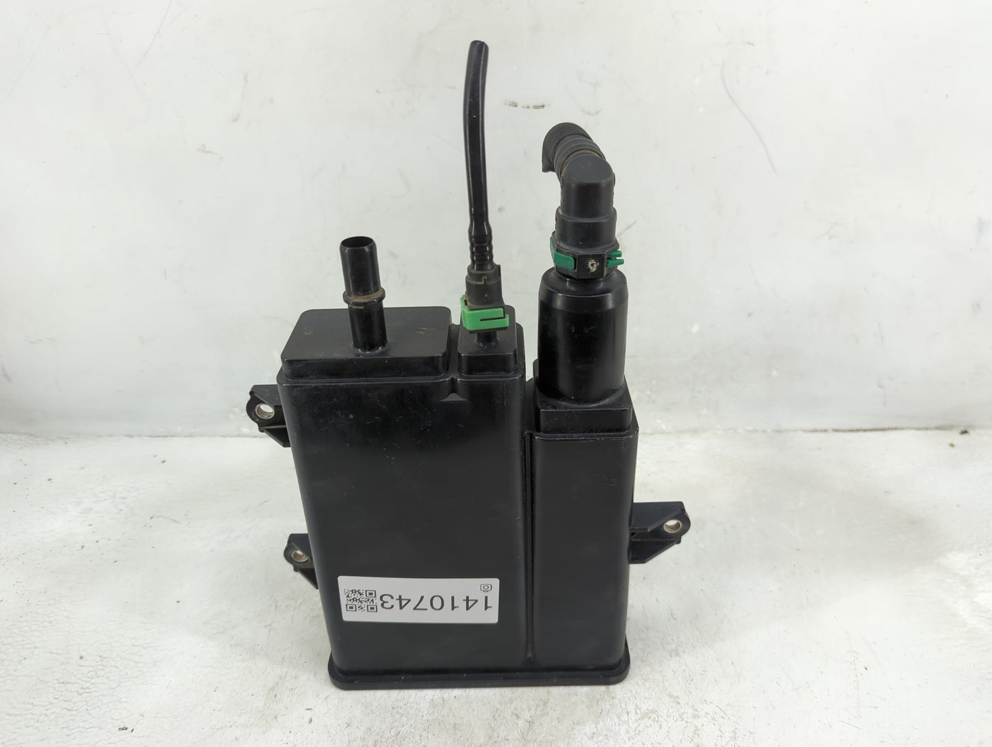 2008 Jeep Grand Cherokee Fuel Vapor Charcoal Canister 1410743 - Oemusedautoparts1.com