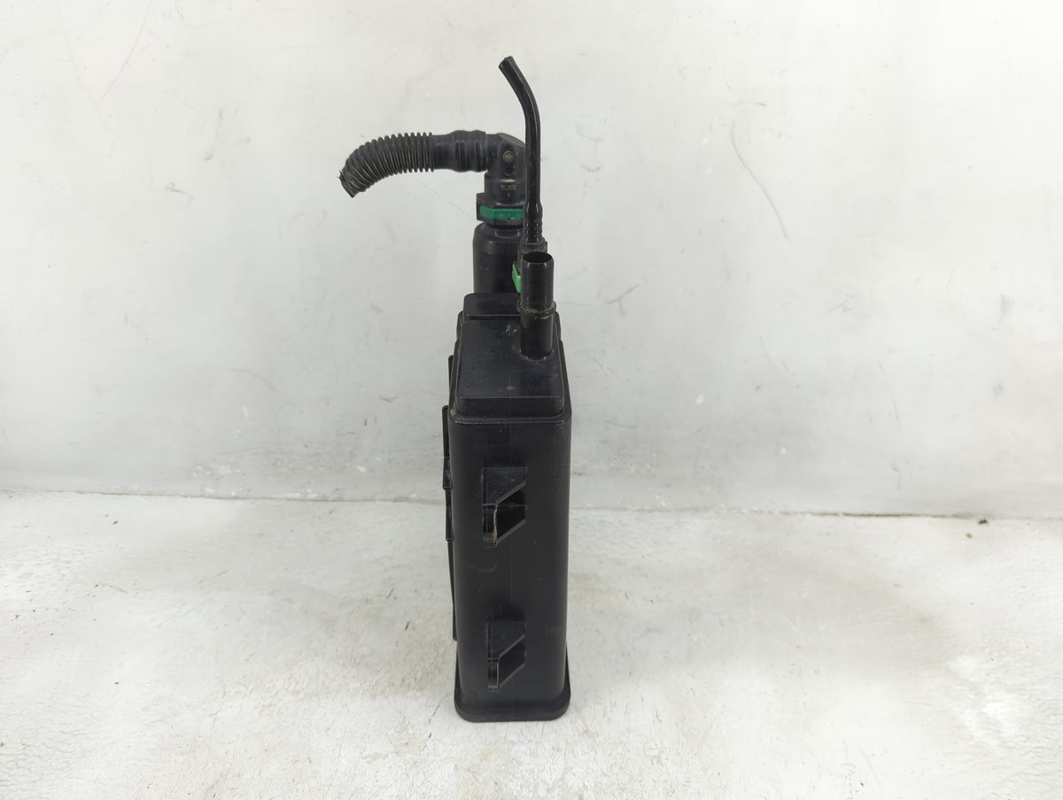 2008 Jeep Grand Cherokee Fuel Vapor Charcoal Canister 1410743 - Oemusedautoparts1.com