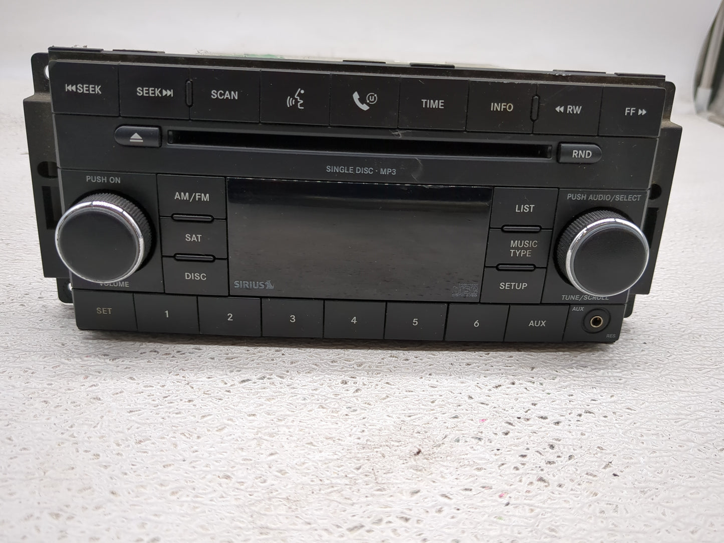 2008 Jeep Grand Cherokee Radio AM FM Cd Player Receiver Replacement P/N:P05064420AD Fits Fits 2009 2010 OEM Used Auto Parts 