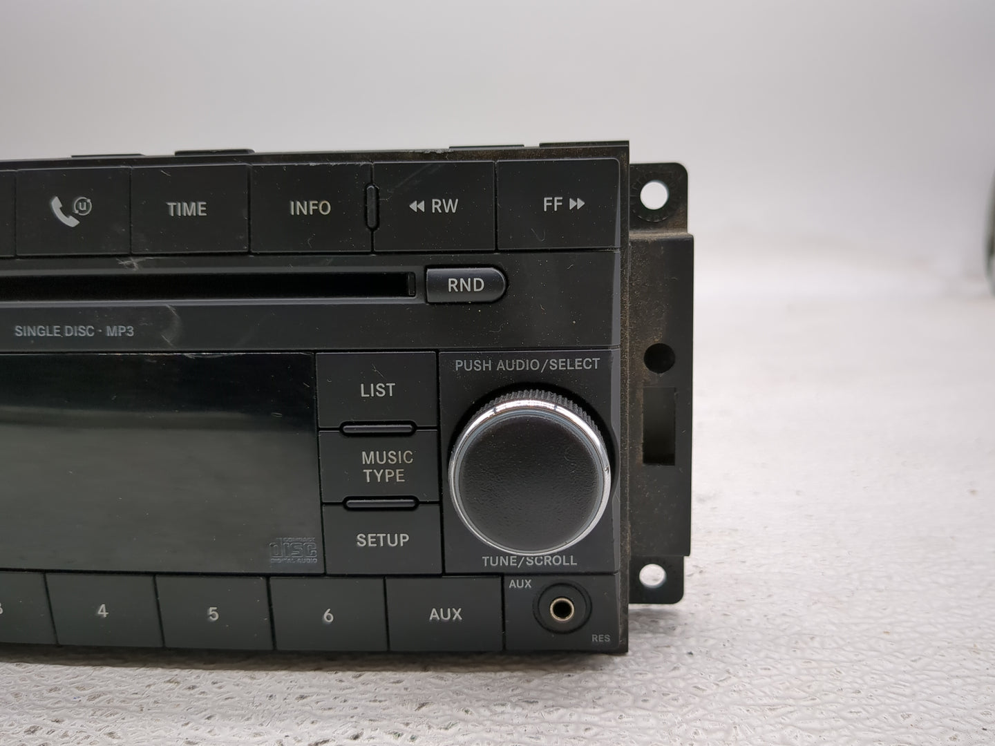 2008 Jeep Grand Cherokee Radio AM FM Cd Player Receiver Replacement P/N:P05064420AD Fits Fits 2009 2010 OEM Used Auto Parts 