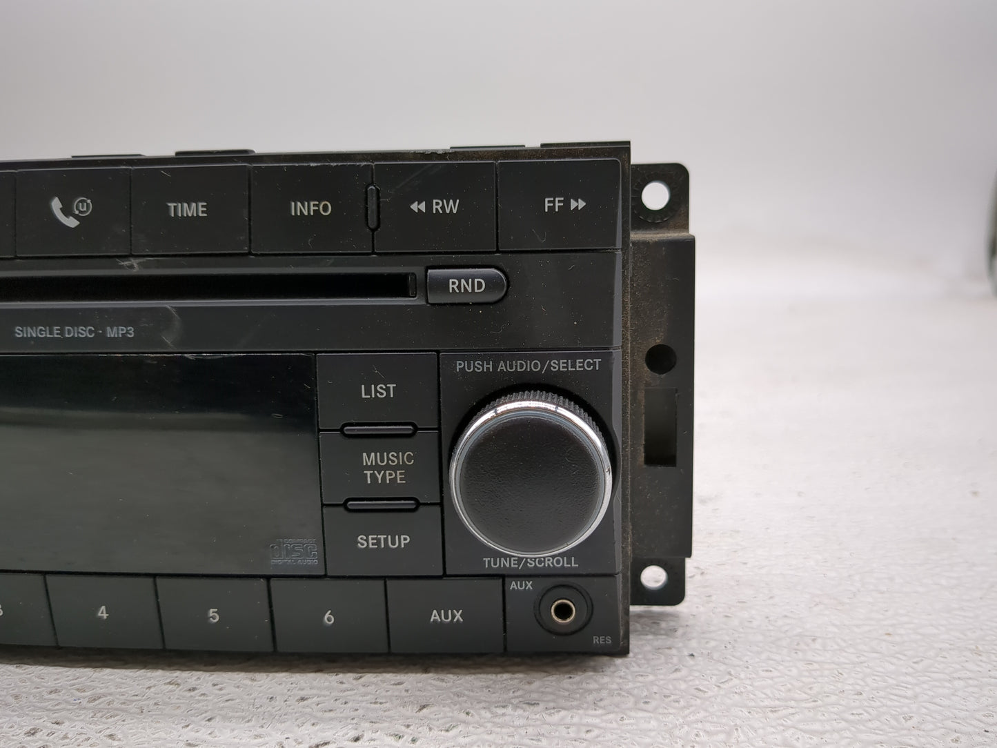 2008 Jeep Grand Cherokee Radio AM FM Cd Player Receiver Replacement P/N:P05064420AD Fits Fits 2009 2010 OEM Used Auto Parts 