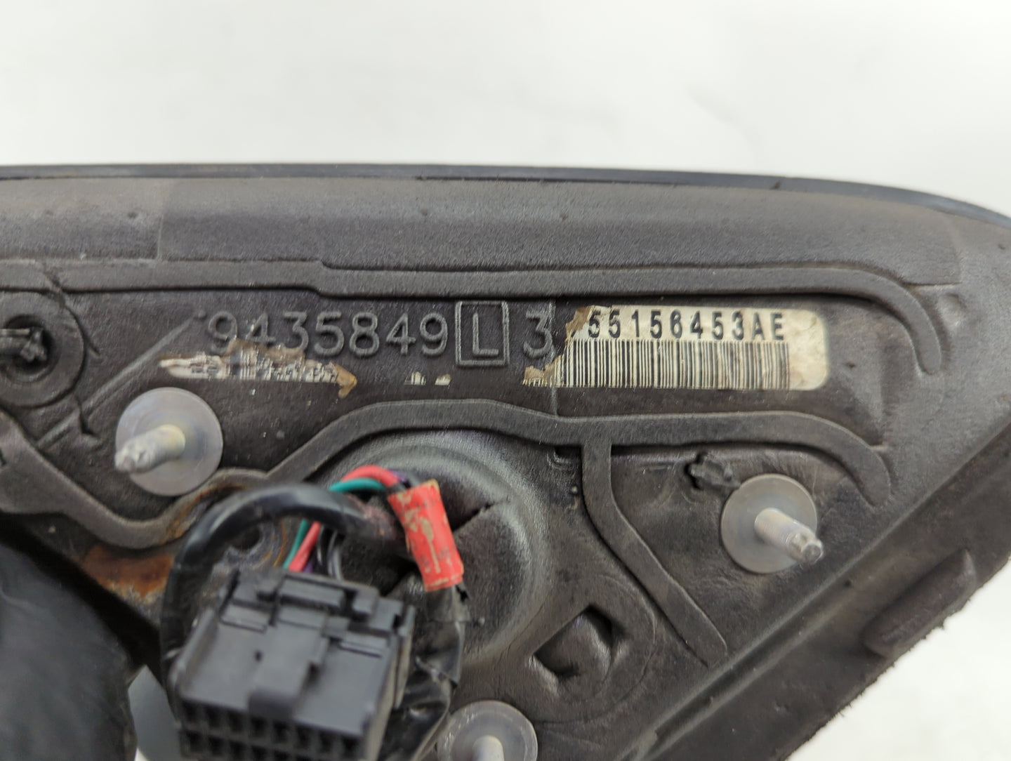 2005-2010 Jeep Grand Cherokee Driver Side View Mirror - Left Door Mirror OEM Used - Oemusedautoparts1.com
