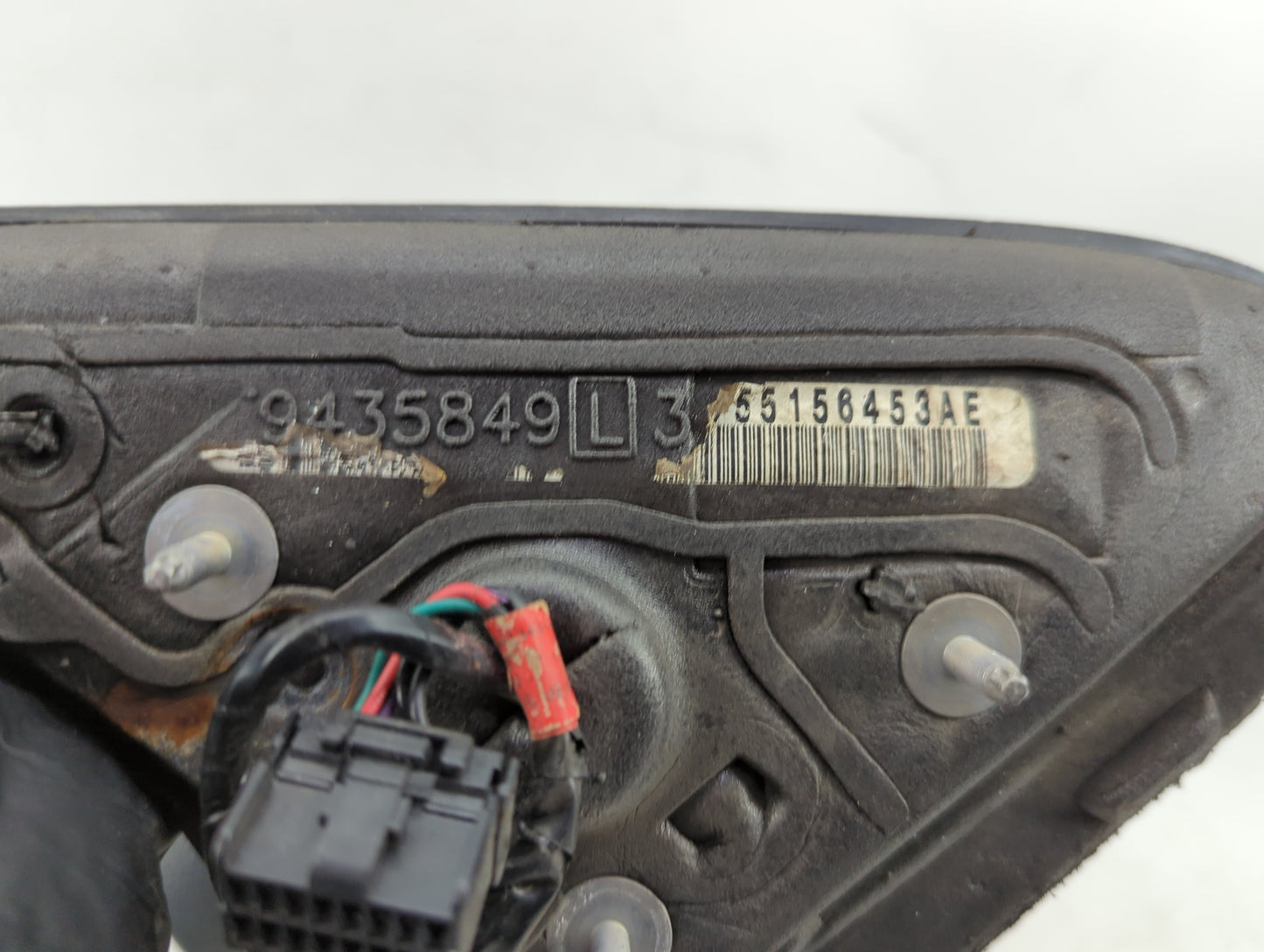 2005-2010 Jeep Grand Cherokee Driver Side View Mirror - Left Door Mirror OEM Used - Oemusedautoparts1.com