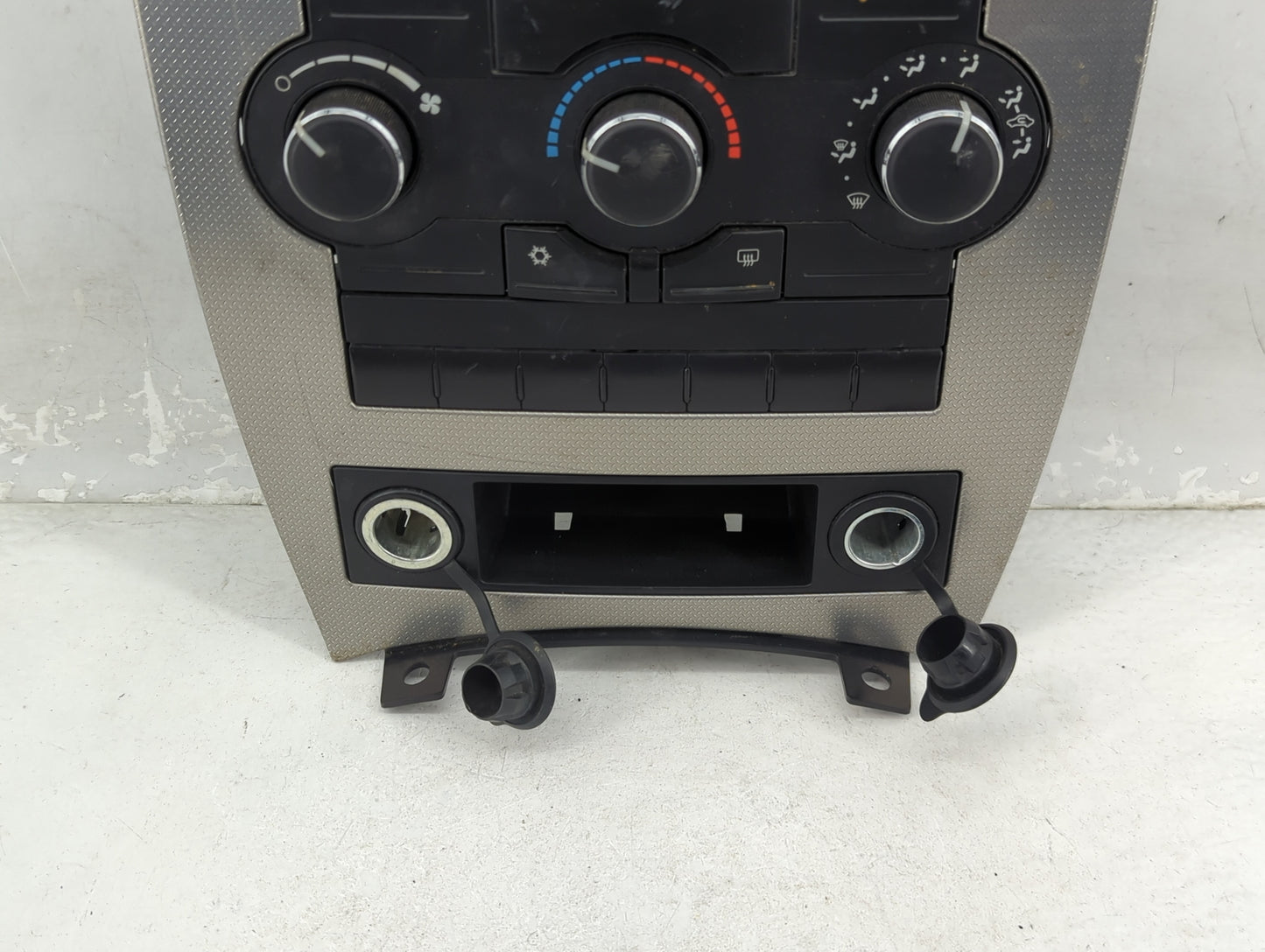2007-2010 Jeep Grand Cherokee Climate Control Module Temperature AC/Heater Replacement P/N:P55037979AA Fits OEM Used Auto Pa