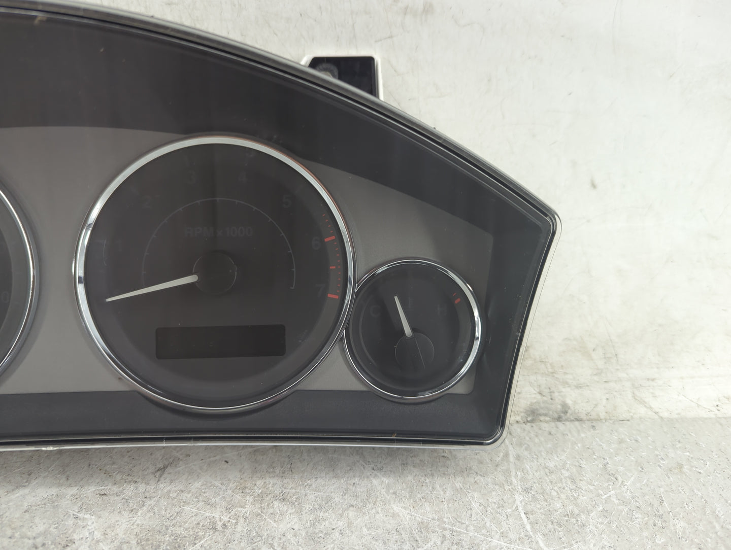 2008 Jeep Grand Cherokee Instrument Cluster Speedometer Gauges P/N:05172417AG CR-0038-001-M0-CG Miles: Fits OEM Used Auto Pa