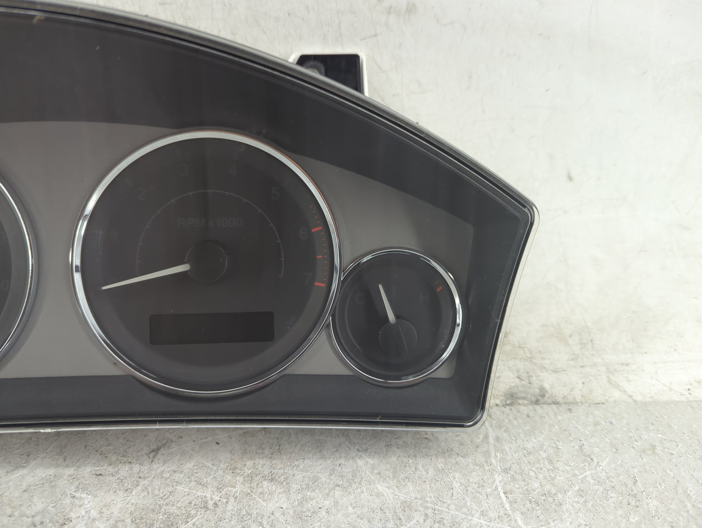 2008 Jeep Grand Cherokee Instrument Cluster Speedometer Gauges P/N:05172417AG CR-0038-001-M0-CG Miles: Fits OEM Used Auto Pa